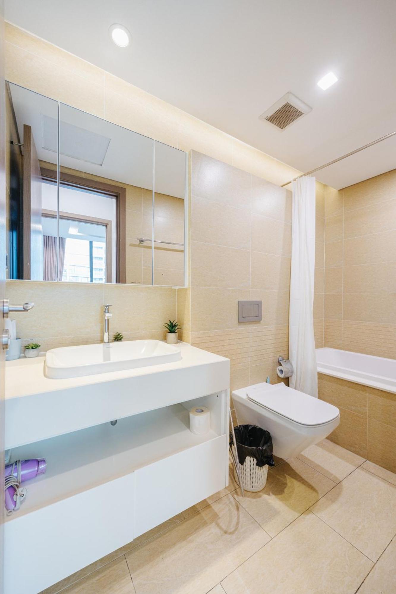 अपार्टमेंट Luxury In Vinhomes Metropolis Near Lotte Hanoi